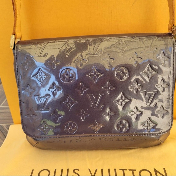 Indigo Monogram Vernis Thompson Street Bag - Picture 16 of 16